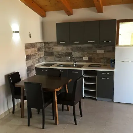 Βίλα Villa Pomer *
