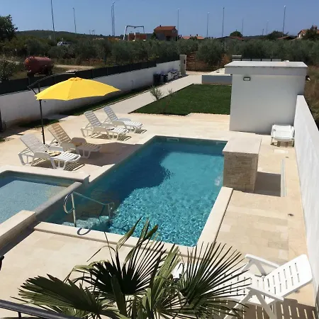 Villa Pomer * Pomer