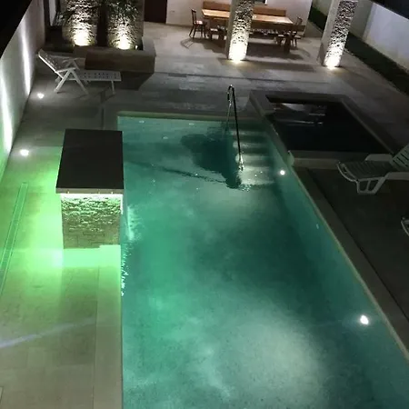 וילה Villa Pomer